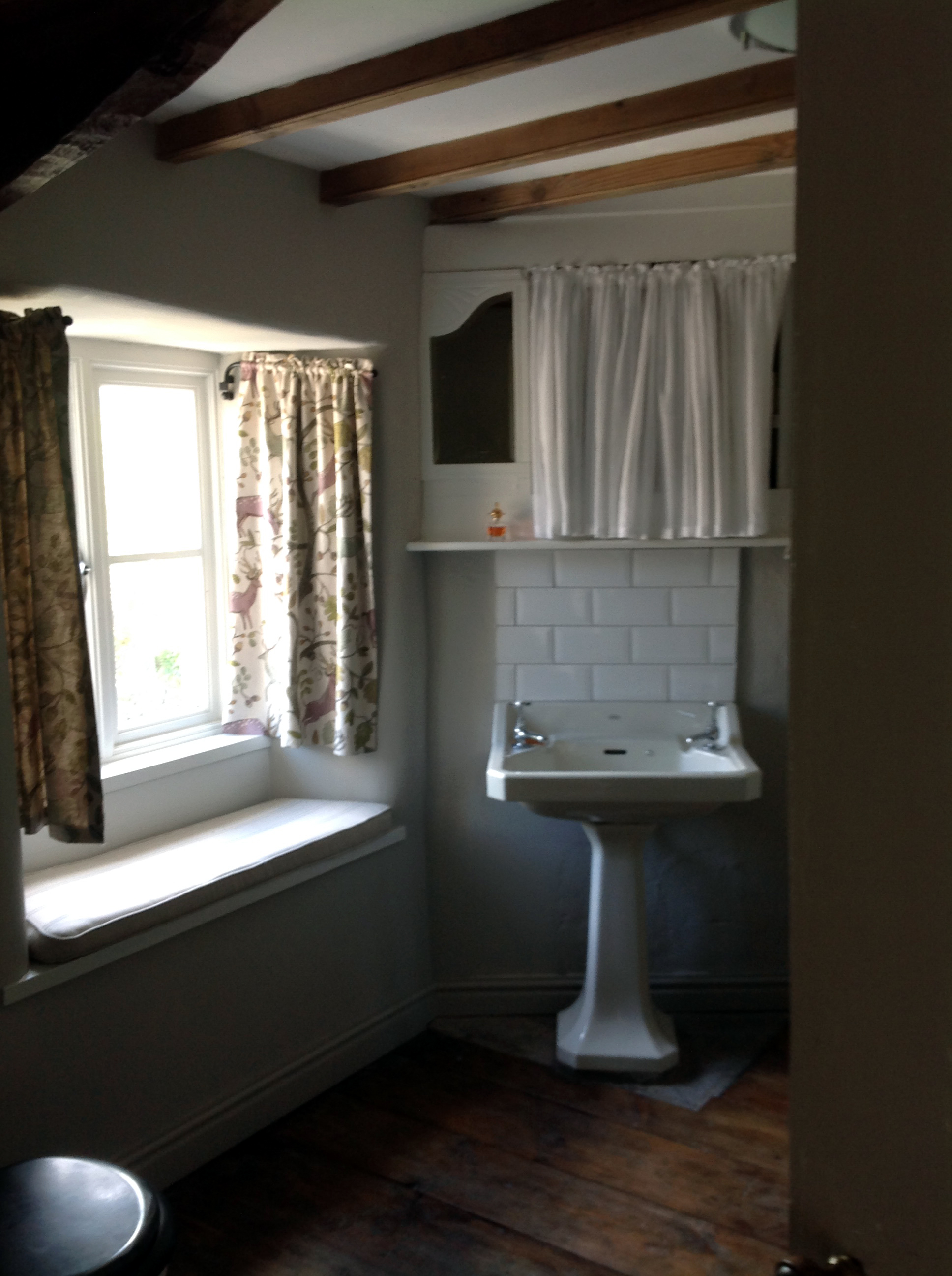 Askrigg Cottage Bathroom